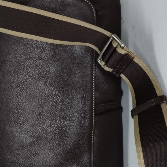 Coach Messenger Bag F70556 Brown Pebbled Leather satchel book bag - Picture 8 of 12